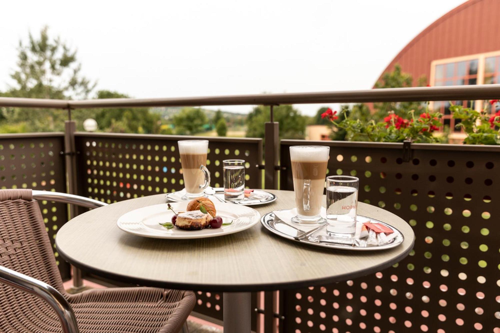 Vulkan Wellness Hotel & Camping Цельдёмёльк Экстерьер фото