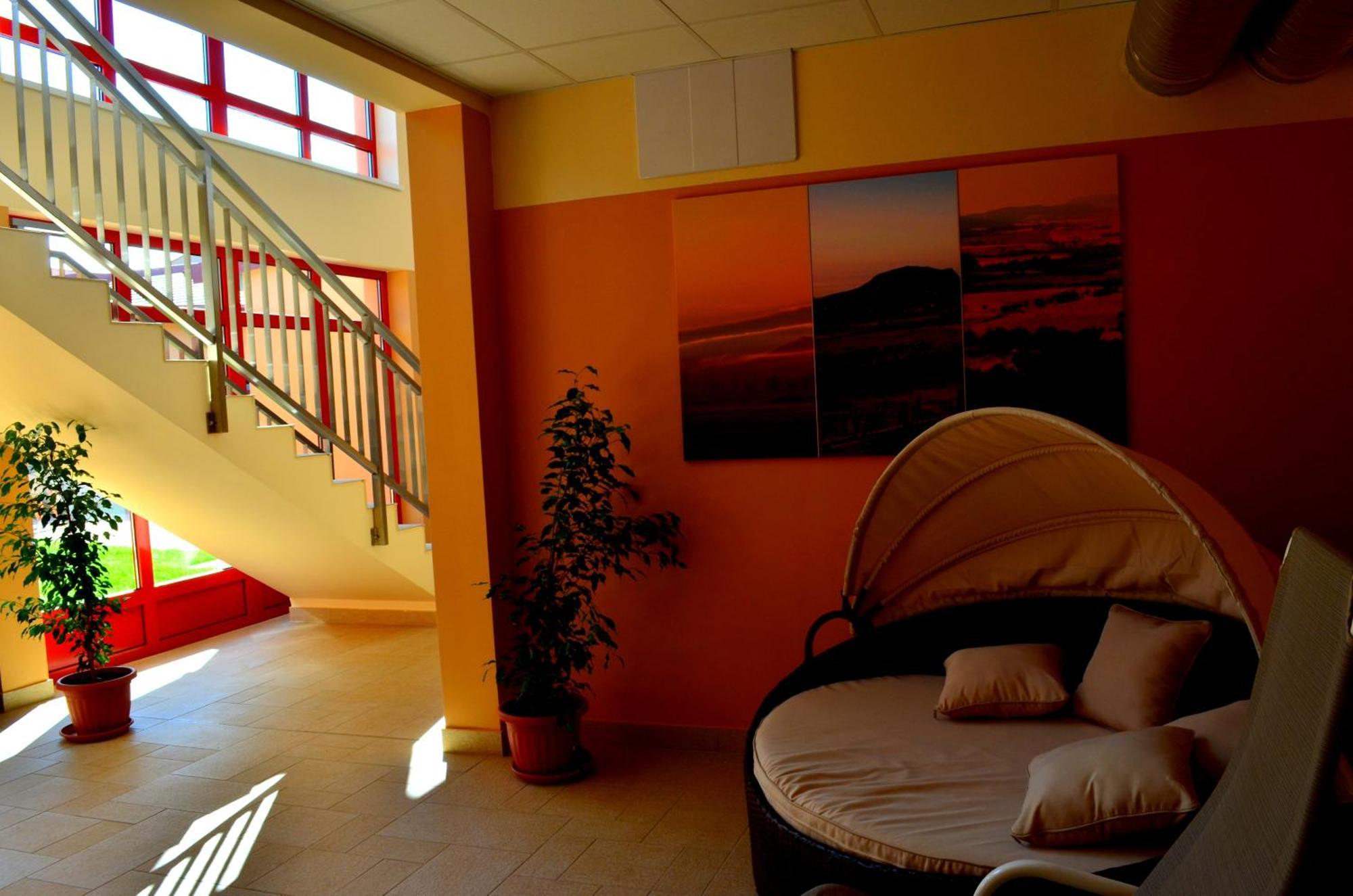 Vulkan Wellness Hotel & Camping Цельдёмёльк Экстерьер фото