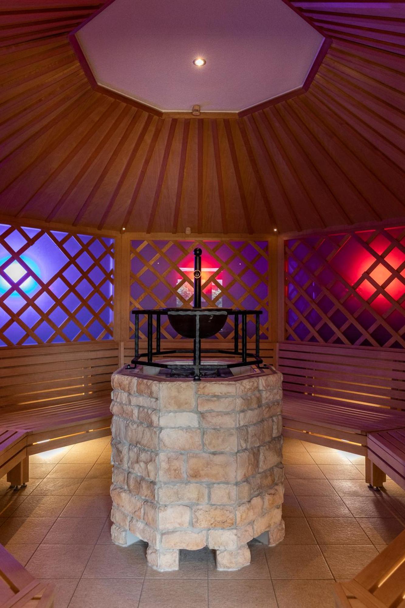 Vulkan Wellness Hotel & Camping Цельдёмёльк Экстерьер фото